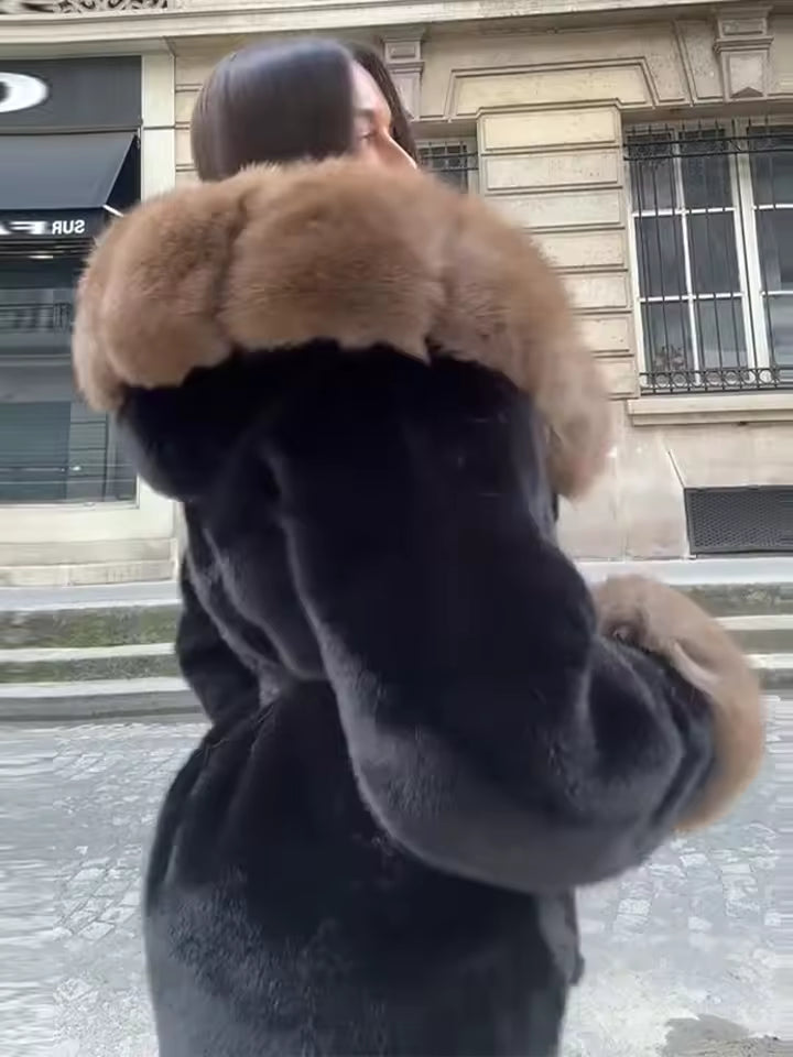 Angela faux fur coat cuddly