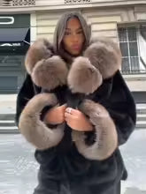 Angela faux fur coat cuddly